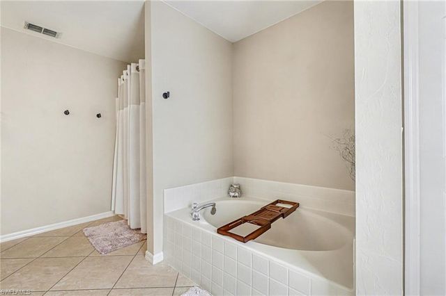 322 NW 17th AVE, Cape Coral, FL 33993