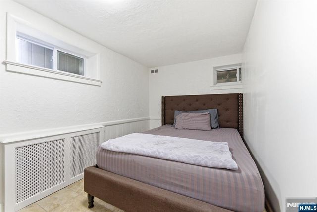 9 New Brier Lane, Clifton, NJ 07012