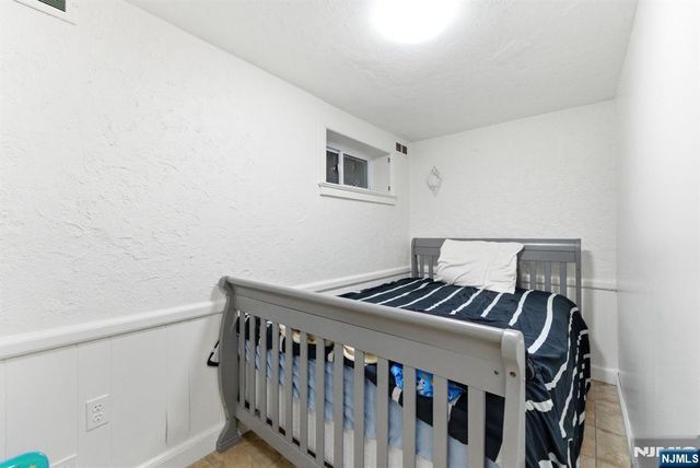 9 New Brier Lane, Clifton, NJ 07012