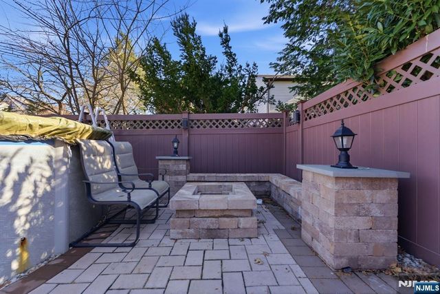 9 New Brier Lane, Clifton, NJ 07012