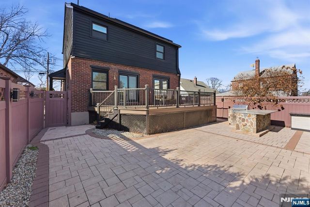 9 New Brier Lane, Clifton, NJ 07012