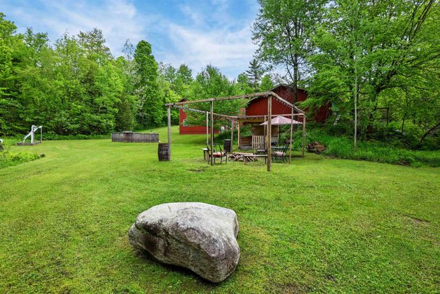 2016 Hinman Settler Road, Derby, VT 05855