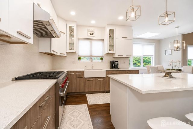 29 Bard Drive, Monroe, NJ 08831