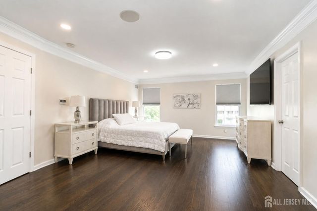 29 Bard Drive, Monroe, NJ 08831