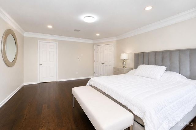 29 Bard Drive, Monroe, NJ 08831