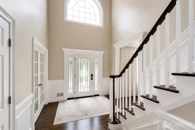 29 Bard Drive, Monroe, NJ 08831