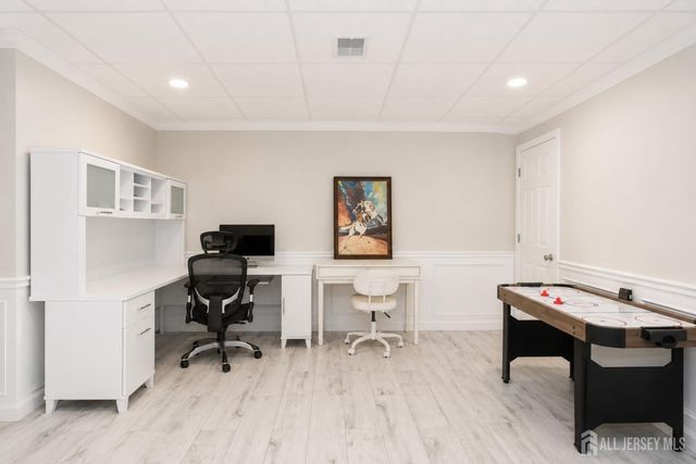 29 Bard Drive, Monroe, NJ 08831