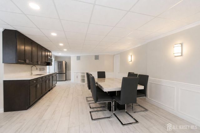29 Bard Drive, Monroe, NJ 08831