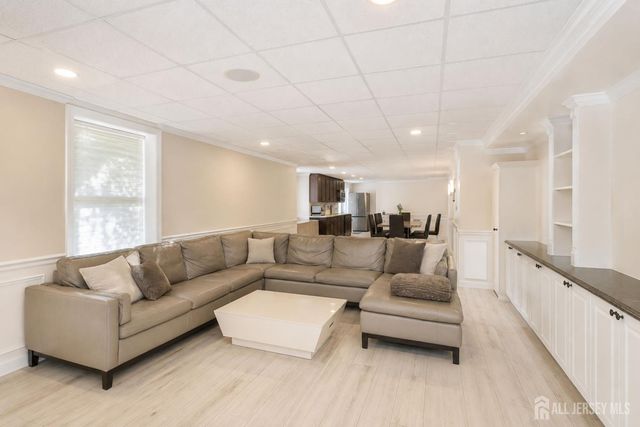 29 Bard Drive, Monroe, NJ 08831