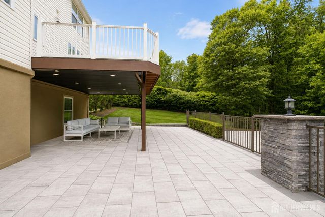 29 Bard Drive, Monroe, NJ 08831