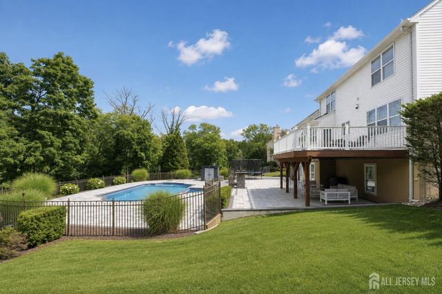 29 Bard Drive, Monroe, NJ 08831