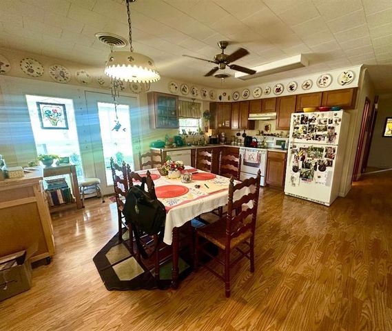 402 E Norwood, Jennings, LA 70546