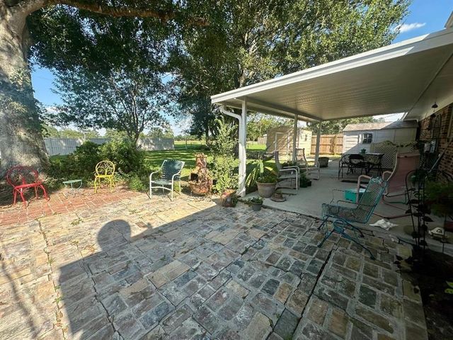 402 E Norwood, Jennings, LA 70546