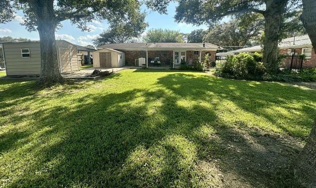 402 E Norwood, Jennings, LA 70546