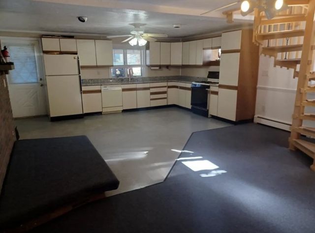 35 Danny Rd 35A, Boston, MA 02136