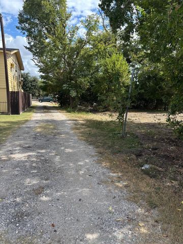 3605 Farmer Street, Houston, TX 77020
