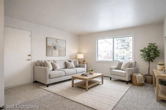 1834 Mill Street, Lincoln Park, MI 48146