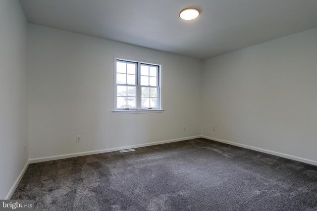 711 BROOKSIDE LN, Lebanon, PA 17042