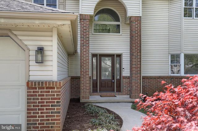711 BROOKSIDE LN, Lebanon, PA 17042