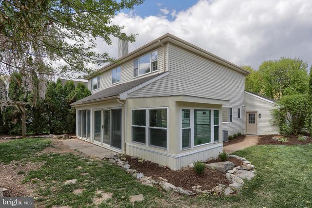711 BROOKSIDE LN, Lebanon, PA 17042