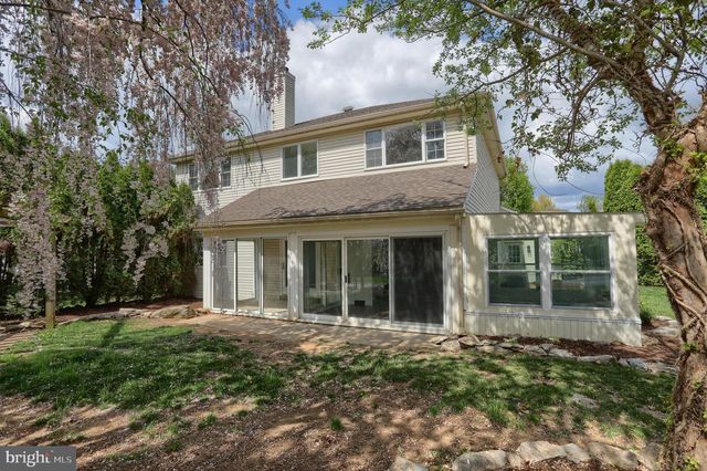 711 BROOKSIDE LN, Lebanon, PA 17042