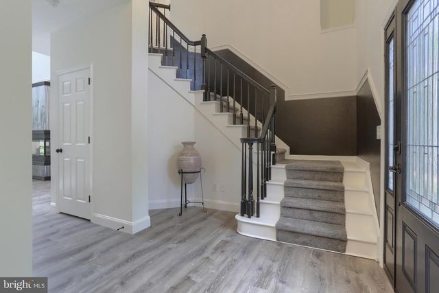 711 BROOKSIDE LN, Lebanon, PA 17042