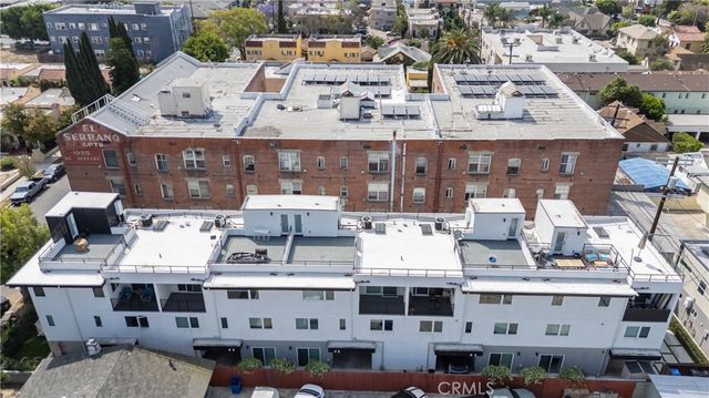 1035 N Serrano, Los Angeles, CA 90029