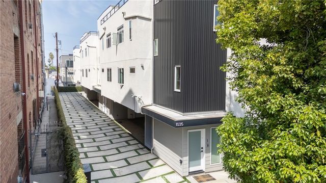 1035 N Serrano, Los Angeles, CA 90029