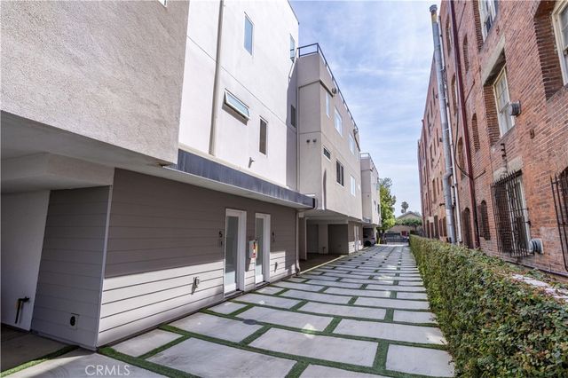 1035 N Serrano, Los Angeles, CA 90029