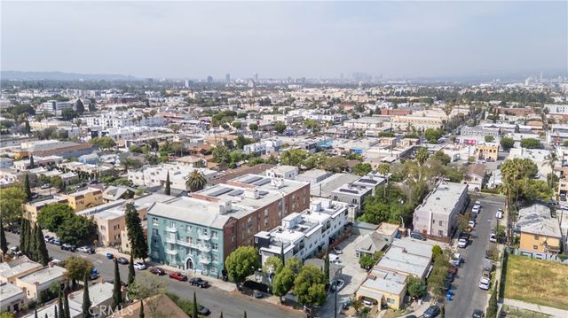1035 N Serrano, Los Angeles, CA 90029