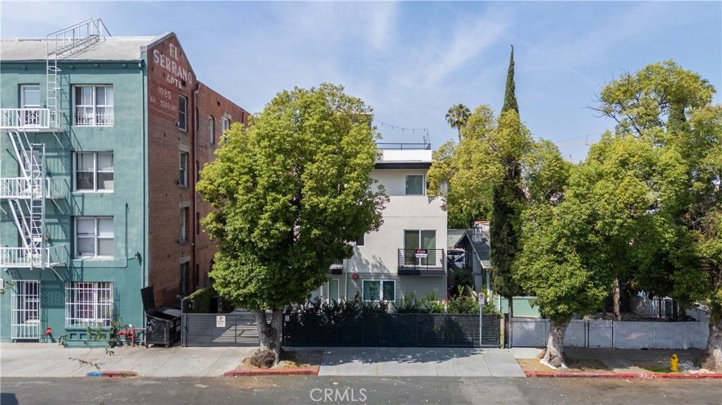 1035 N Serrano, Los Angeles, CA 90029