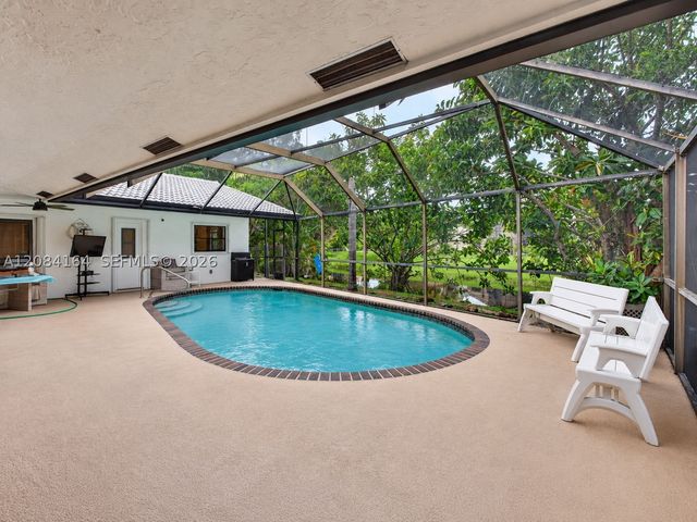 1539 NW 110th Ter, Coral Springs, FL 33071