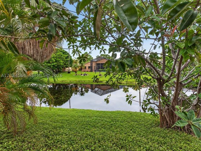 1539 NW 110th Ter, Coral Springs, FL 33071