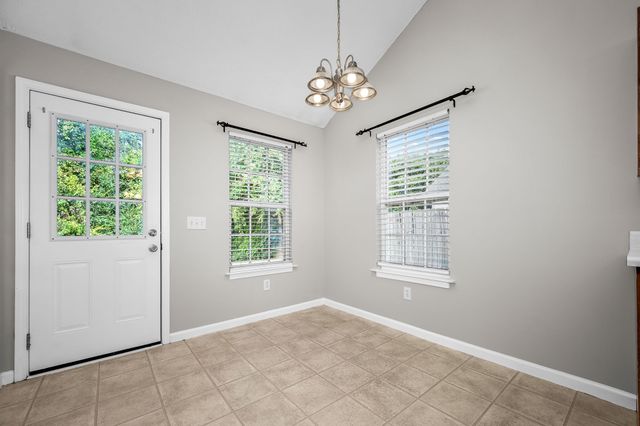240 Meigs Dr, Murfreesboro, TN 37128