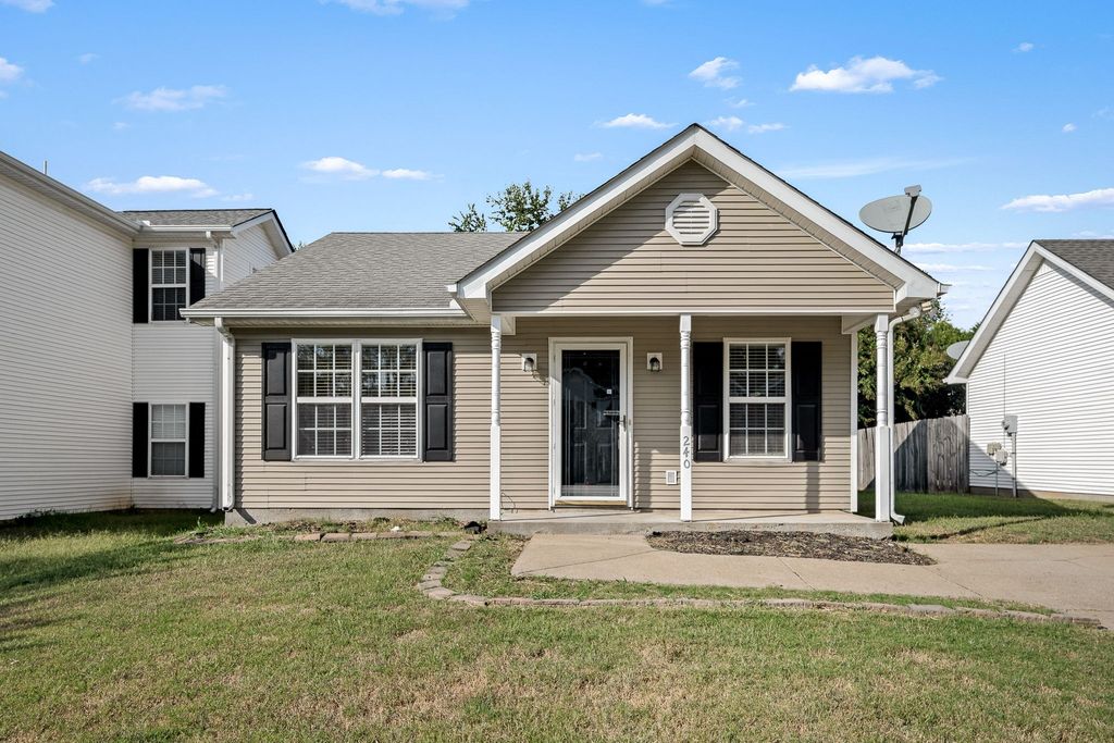 240 Meigs Dr, Murfreesboro, TN 37128