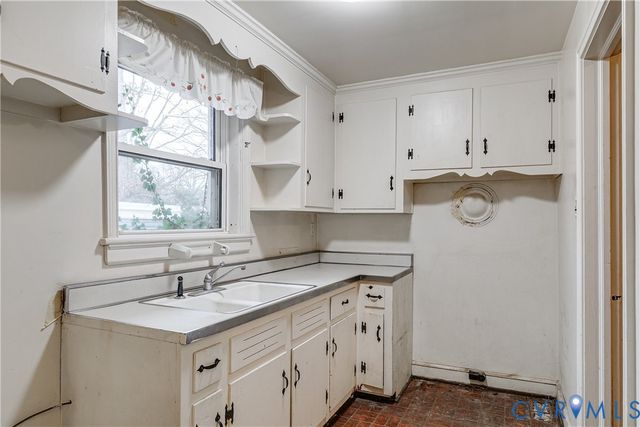 1032 Circlewood Dr, Richmond, VA 23224