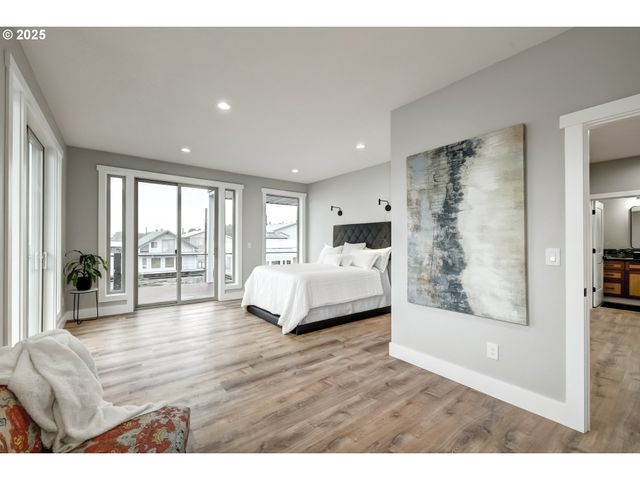 18989 Ne MARINE Dr 36, Portland, OR 97230