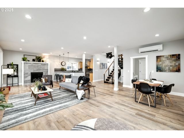 18989 Ne MARINE Dr 36, Portland, OR 97230