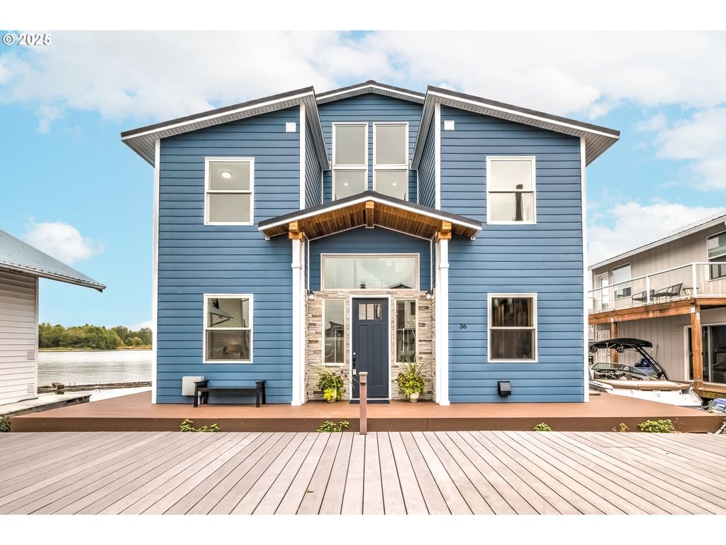 18989 Ne MARINE Dr 36, Portland, OR 97230