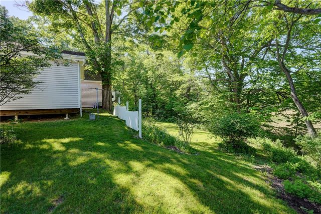 299 Log Cabin Road, Victor, NY 14564