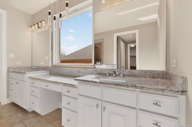 2046 Buckner Pass, San Antonio, TX 78253