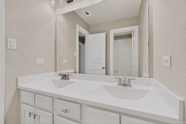 2046 Buckner Pass, San Antonio, TX 78253