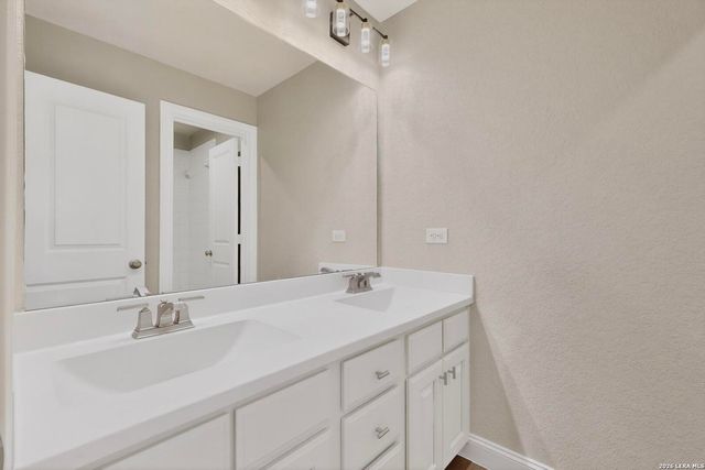 2046 Buckner Pass, San Antonio, TX 78253