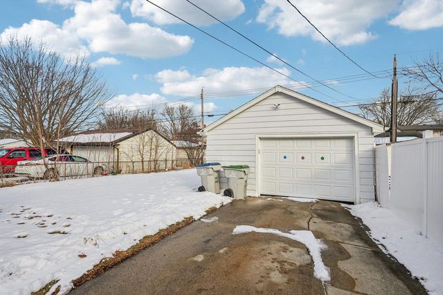 4928 N 107th STREET, Milwaukee, WI 53225