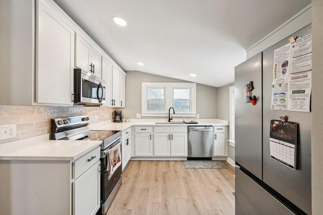 4928 N 107th STREET, Milwaukee, WI 53225