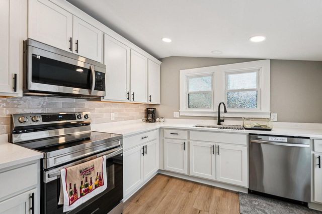 4928 N 107th STREET, Milwaukee, WI 53225