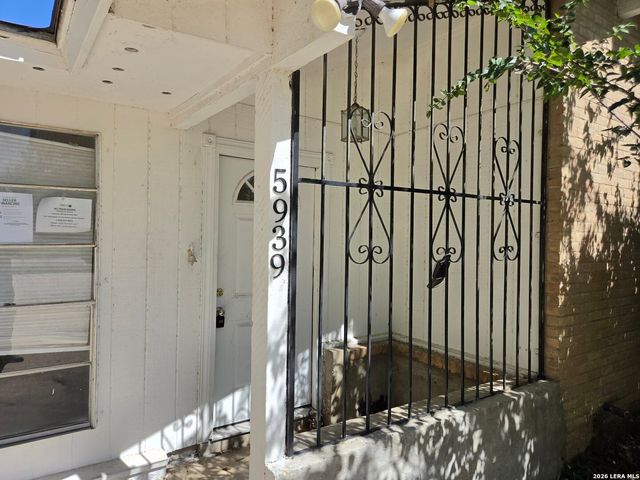 5939 Millbank, San Antonio, TX 78238