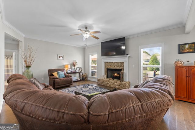 102 Morgan Farm Drive, Senoia, GA 30276