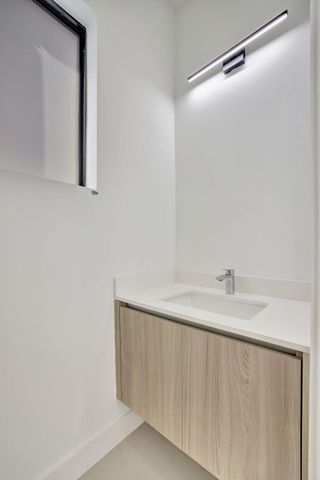 4208 NE 7th Terrace 8, Oakland Park, FL 33334