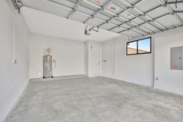 4208 NE 7th Terrace 8, Oakland Park, FL 33334